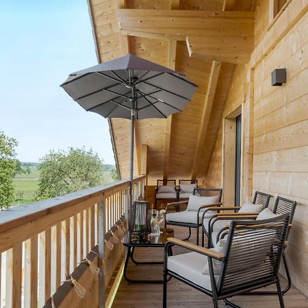 Fenjoy: Ferienapartment Mit Bergblick / Balkon / Bbq Bernau am Chiemsee Eksteriør billede